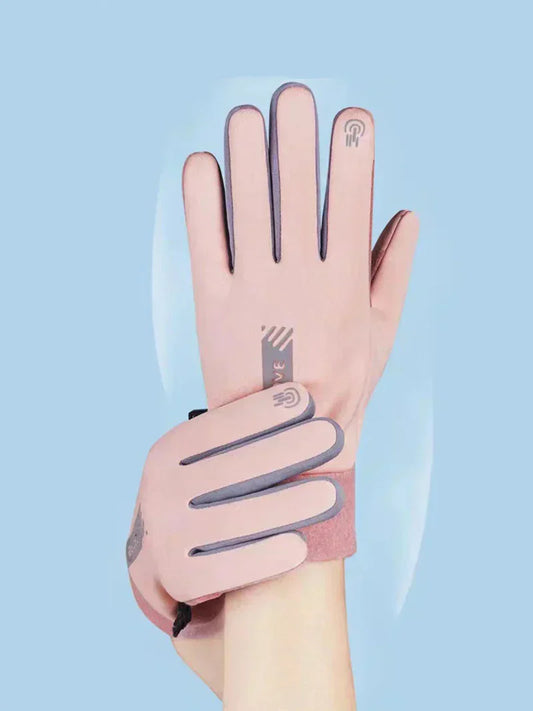 How Wind Chill Actually Affects Your Hands and Feet
