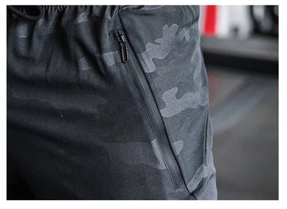 High Quality Camouflage Sweatpants Men Gym Fitness Sports Trousers Running Trackpants Elastic Dry Fit Zipper Pockets Long Pants